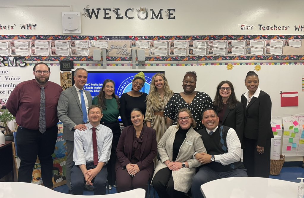 Our #NYCReads work is so much bigger than any one of us.  Thank you to our friends from @ColsCitySchools and @HMHCo for today’s visit to @NYCPSD14 and for a fantastic day of sharing and learning together!  And…