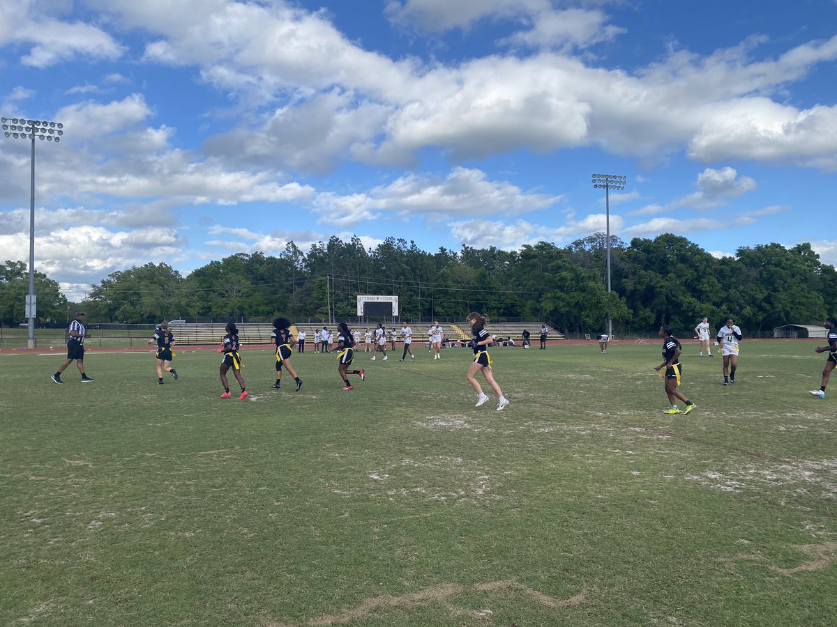 Good evening from Florida High We got some District Championship flag football action as Florida High (10-1) hosts Lincoln (10-3) for the 1A District 2 title. Two of the areas best teams, we should be in for a fun one tonight. Follow for updates