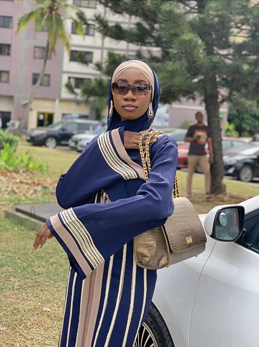 motun_ade's tweet photo. Eid Mubarak my beautiful people❤️✨ https://t.co/i2u2vslAAC