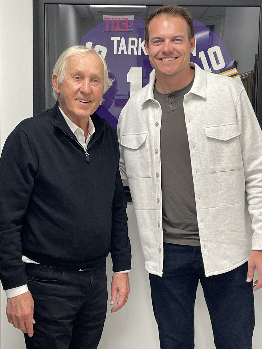 Could spend all day with this guy. @Vikings legend Fran Tarkenton, you’re the absolute best, appreciate the time and stories, especially about Coach Grant! Skol!