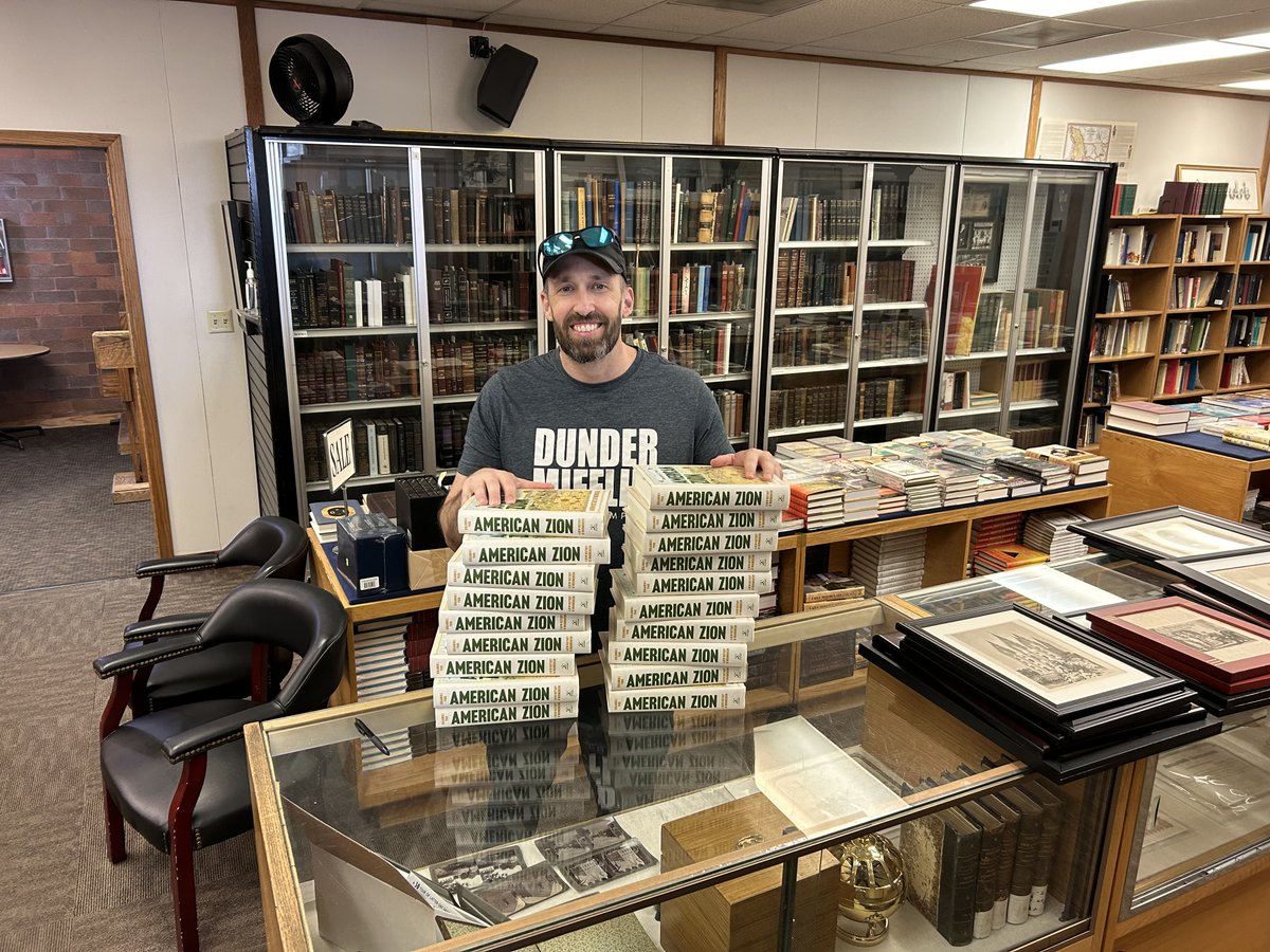 BenchmarkBooks tweet media