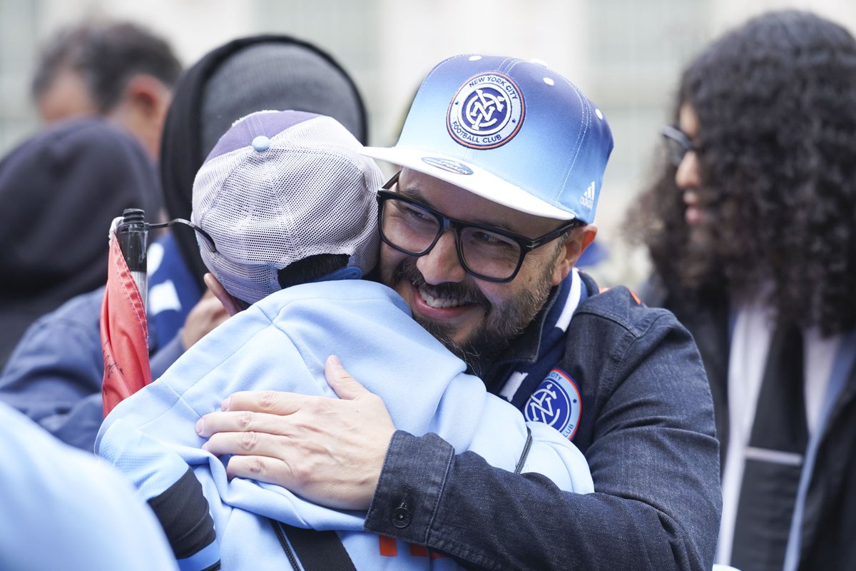 Council Member @CMFranciscoMoya joins with @NYCMayor, @CMAmandaFarias, #NYCFC, @NYCEDC, @32BJSEIU, @NYHTC and others to celebrate the approval of Willets Point redevelopment plan. flickr.com/gp/nyccouncil/…