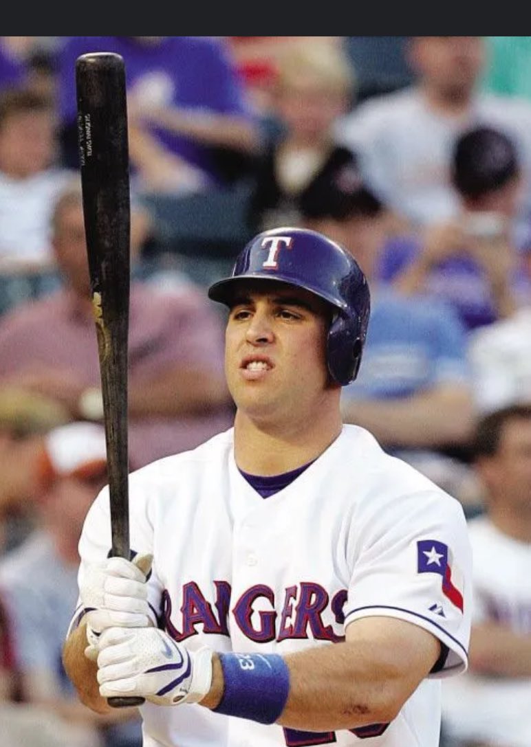 #SportsBirthdays #April11 
Former #MLB All-Star Mark Texeira is 44 today. 
#StraightUpTX #RepBX 

#OJ #Masters #AEWDynamite 

@SA_Sports @klrn @ksymradio