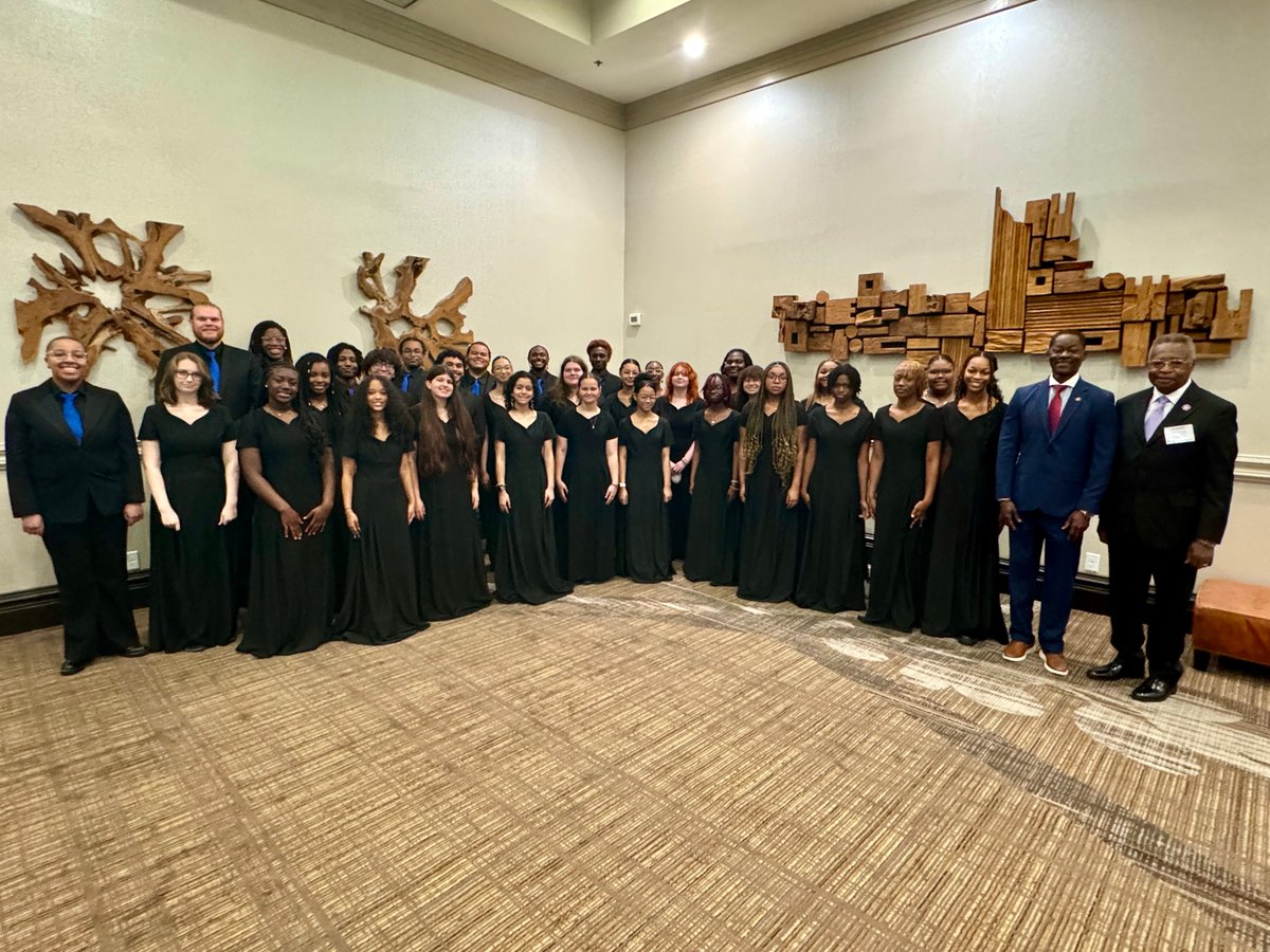 Congratulations to our Bradwell Institute chorus, Vox, who performed this morning for all Georgia superintendents at the 2024 Georgia School Superintendents Association’s Spring Bootstrap Conference!