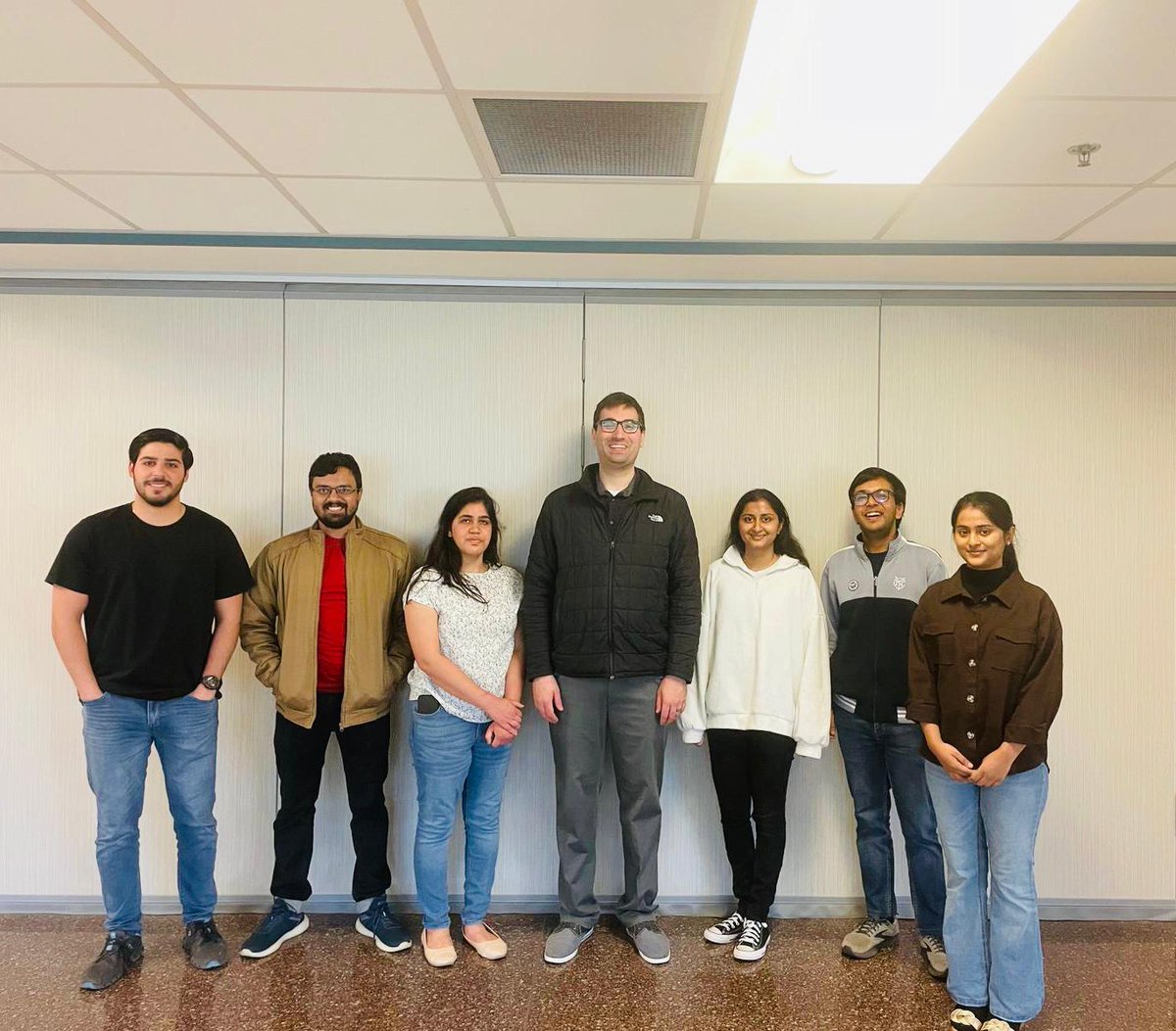 Today's insightful and interactive MoChA workshop, led by Dr. Justin Andrews, delved into the scientific intricacies of designing of cathode materials for specific functions. Stay tuned for more enlightening events with @EcsPurdue! @ParthaPMukherj1 @ECSorg @PurdueME @etslpurdue