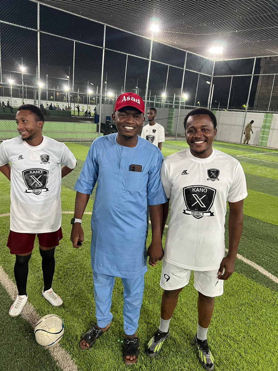 Tonight, We Hosted Our Noisy Neighbours ' Kwankwasiyya Twitter Guild' To A Friendly Eid Football Match. Match Ended: 9-1 In Favour Of Kano XI. Referee @Asad_Mukty was very fair, To The Annoyance of @babarh_ and @Noble_Hassan Chairman @bellosgaro Asake Shiri.