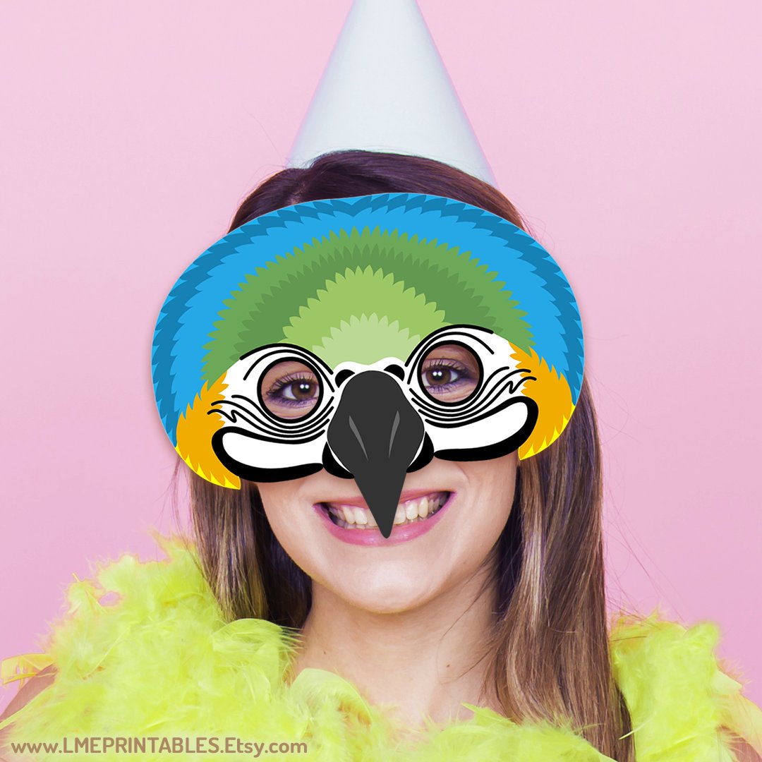 ★★★★★ 'Great quality, super easy to print and assemble.' charlenedemier

etsy.me/3TWv1FX via @Etsy 
#macawmask #parrotmask #birdmask #printablemask #halloweencostumes #carnivalmasks #diyanimalmasks #tropicalparty #mardigras #kidmask #adultmask #colorfulbirthday #mask