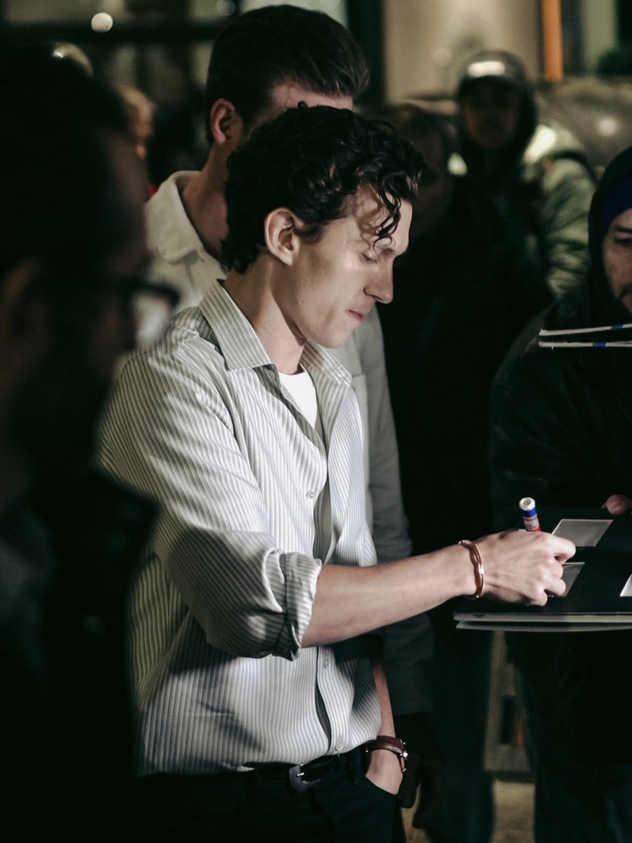 tom holland signing autographs in new york