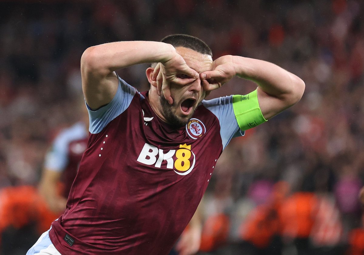 Hang it in the Louvre 🖼️

#AVFC | #UTV