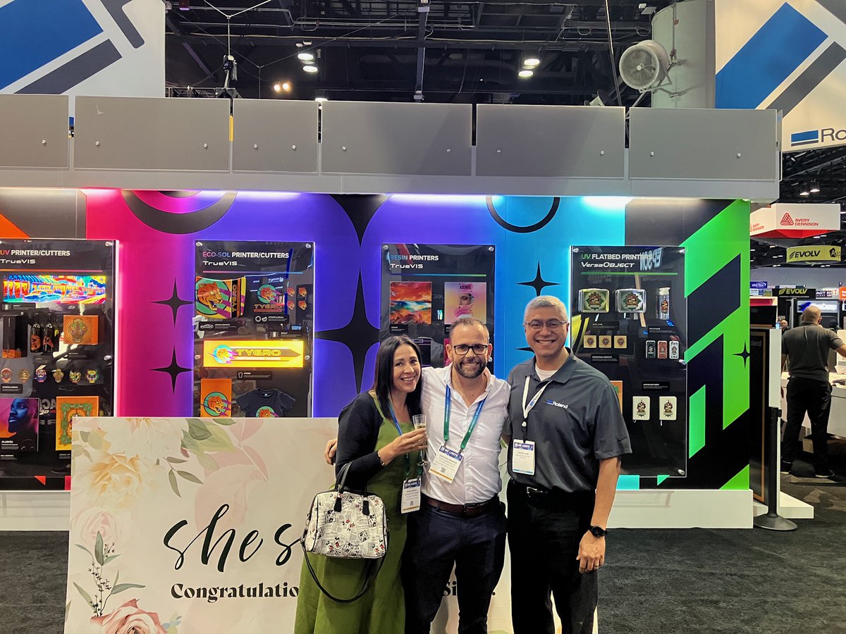 As ISA Sign Expo comes to a close we’d like to thank everyone who stopped by our booth! If you haven’t stopped by quite yet, come visit us at Booth #1423! #ISASignExpo #resinink #latexprinter #uvprinter #Ecosol