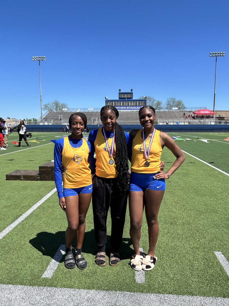 Triple Jump Regional Qualifiers Aryssa Cooper-2nd Kiyah Miner-3rd