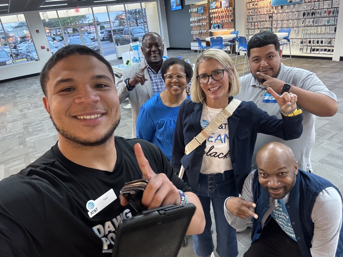 Gino Gonzalez (@ginogon84) on Twitter photo Great visit with <a href="/DaleB1/">Dale S. Brown</a> <a href="/cjay0908/">Charmaine Johnson</a> and <a href="/404girl/">Betsy Francis</a> yesterday <a href="/TSPicks21/">Robert Tank Scott</a> Great visit with <a href="/DaleB1/">Dale S. Brown</a> <a href="/cjay0908/">Charmaine Johnson</a> and <a href="/404girl/">Betsy Francis</a> yesterday <a href="/TSPicks21/">Robert Tank Scott</a>
