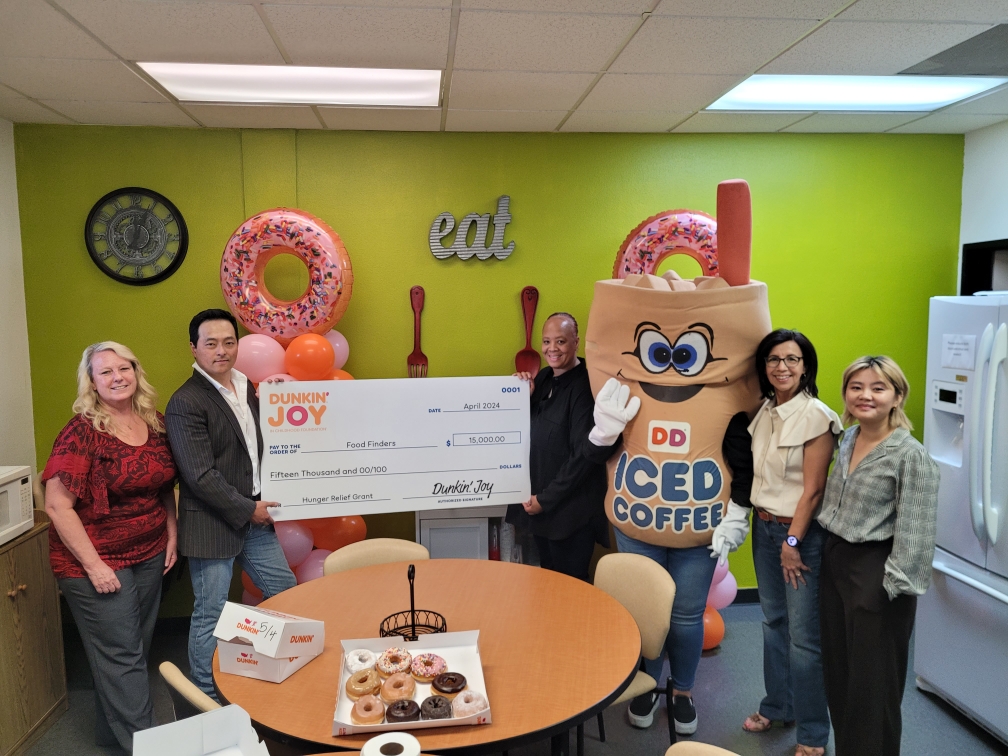 Thanks to representatives from local South Bay Dunkin' stores and Dunkin' Joy in Childhood Foundation for joining us to celebrate community-driven efforts to help hungry students and the generous award of $15,000 to our Food4Kids Program. #FoodFinders #JoyinChildhood #BringJoy