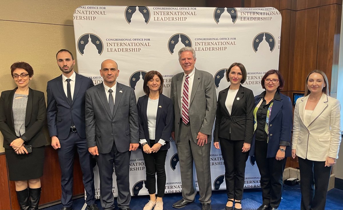 Joined @OWprogram to welcome parliamentarians from Armenia, Georgia, and Kazakhstan to our Capitol. As a fellow legislator, it’s important to share our collective experiences and hear from others in the world who take on the mantle of representing constituents in a democracy.