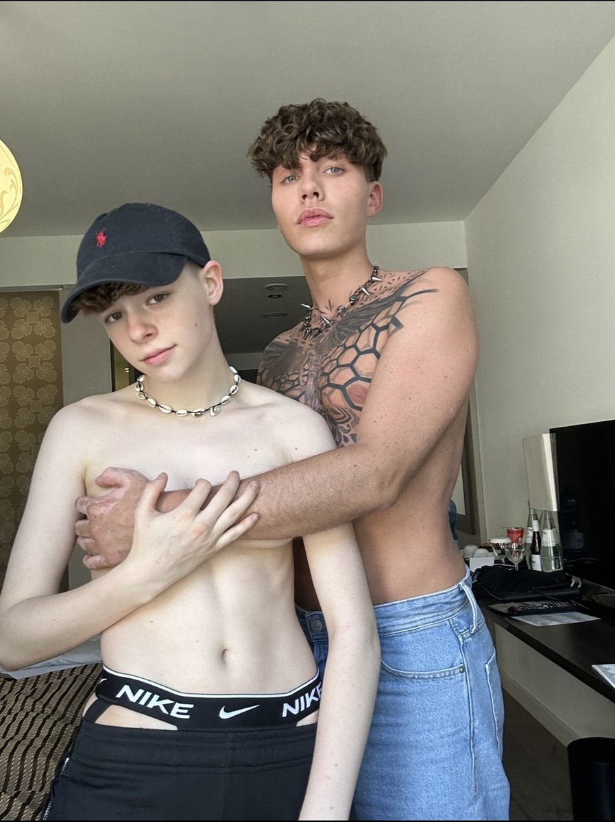 22th - 29th April Grabby award’s DM for collab 😏 (@chrislegal3) on Twitter photo RT if you wanna join 🥵
Let’s have some fun 💦
6️⃣0️⃣% Discount
👇🏼
onlyfans.com/chris_legal
<a href="/luistwinkyy/">Luis Twinky 😇</a> RT if you wanna join 🥵
Let’s have some fun 💦
6️⃣0️⃣% Discount
👇🏼
onlyfans.com/chris_legal
<a href="/luistwinkyy/">Luis Twinky 😇</a>
