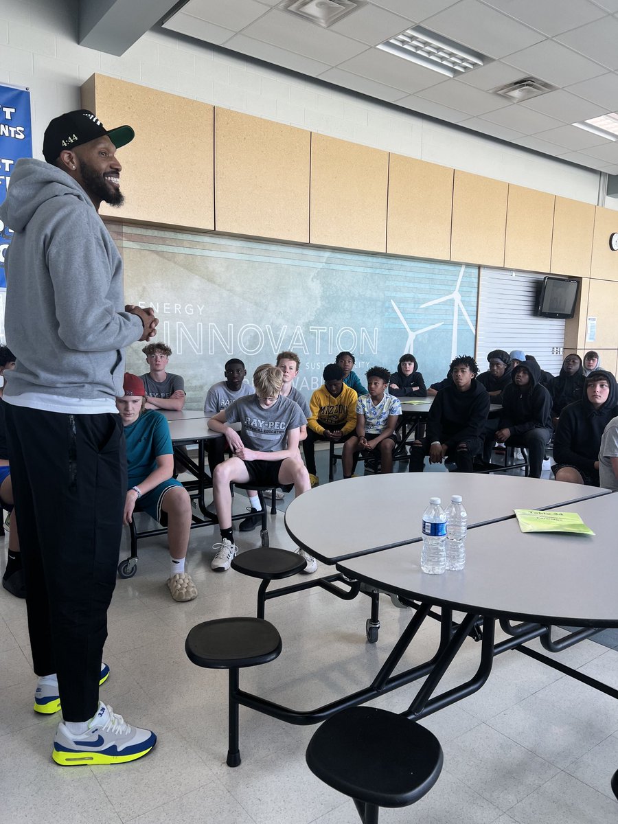 Coach Goode began making an impact on Panther Basketball today. 🏀 Coach traveled to schools in the district to meet members of the basketball team, let them ask questions and set the tone for the upcoming season. Big things are happening at RP 🐾