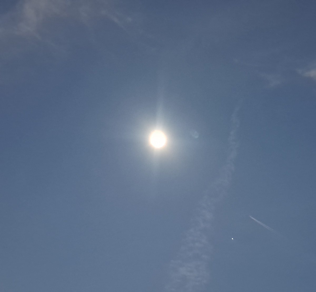 AnneSchlegel1's tweet image. Remembering the amazing experience of seeing the #TotalSolarEclipse on April 8 in Bloomington, Indiana! This was at 3:08 pm during totality, with my phone. The moon covered the sun beautifully for 4 minutes & 2 seconds!