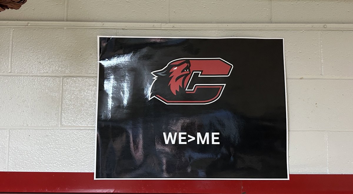 Spotted at our middle school: ‘We > Me’ a powerful mantra embraced by our REDWOLVES! 🐺 Embracing teamwork and unity, together, we achieve greatness! #RedwolvesPride #WeGreaterThanMe #Teamwork @CMSredwolves