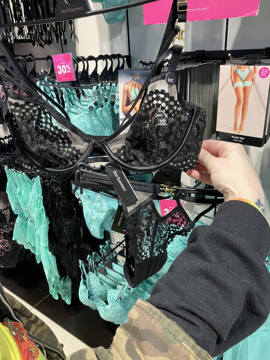 Edie Fenton tweet media