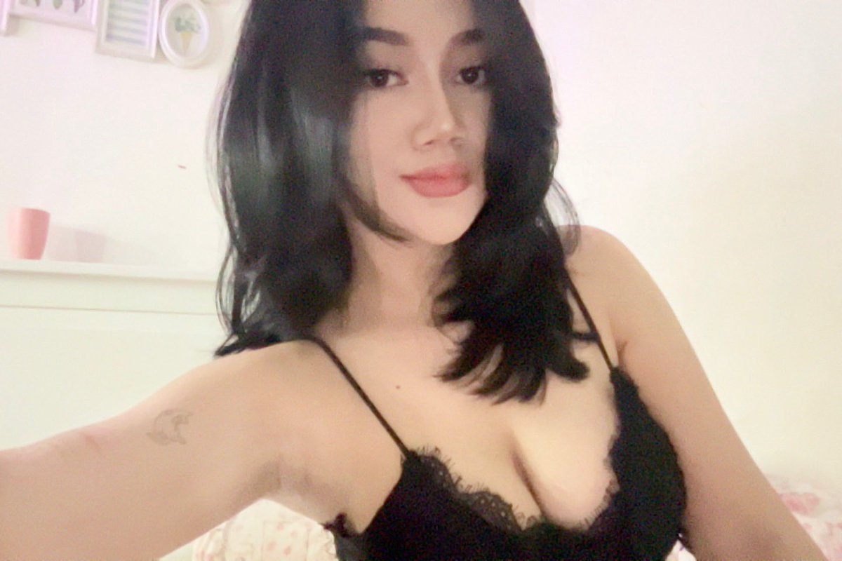 tsaauruss's tweet photo. Tinggi: 165 cm
Bb: 49 kg 
Zodiac: taurus
Suku: sunda
Umur: 19
Pengalaman pacaran: trauma sm cwk capricorn. 
Pacaran terlama : 1 tahun
Usia pacaran tersingkat: 1 jam
Skill terbaik: mmbuka bajumu https://t.co/Jj0TiRR0fe