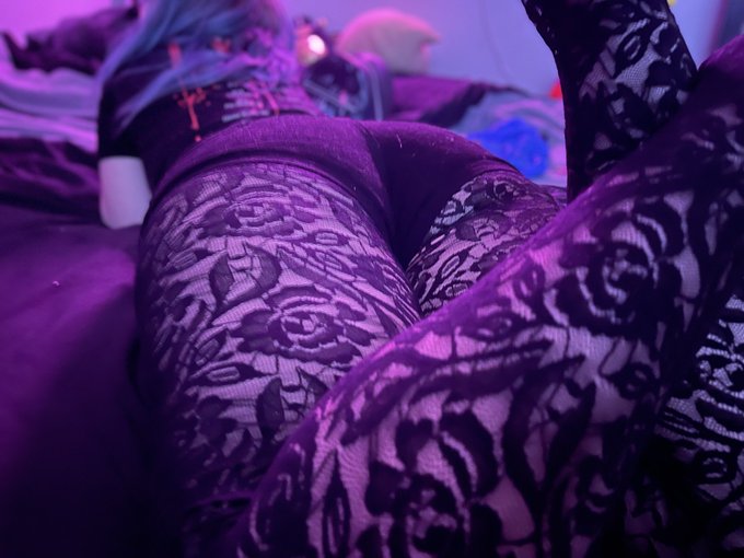 I have officially been diagnosed with fuck it syndrome. I&rsquo;ve been fucking bulls behind my cucks back