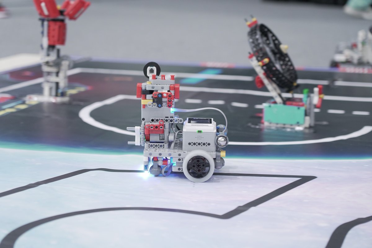 zmrobo1's tweet image. Congratulations to RoboCup Singapore Open 2024!
We&apos;re thrilled to share photos of the RoboCup Singapore Open 2024 held at Science Centre Singapore! A huge shoutout to the RoboCup Singapore Media Team for capturing these incredible moments.
#RoboCup #RCAP  #robocupsg