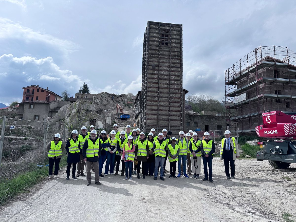 Yesterday,  our Disaster Resilience Network was in #Accumoli, exchanging knowledge around the themes of Heritage, Health and Infrastructure and their importance for #community  #resilience @PHAISEssex @AngliaRuskin @StoryLab_ARU @ResearchEssex