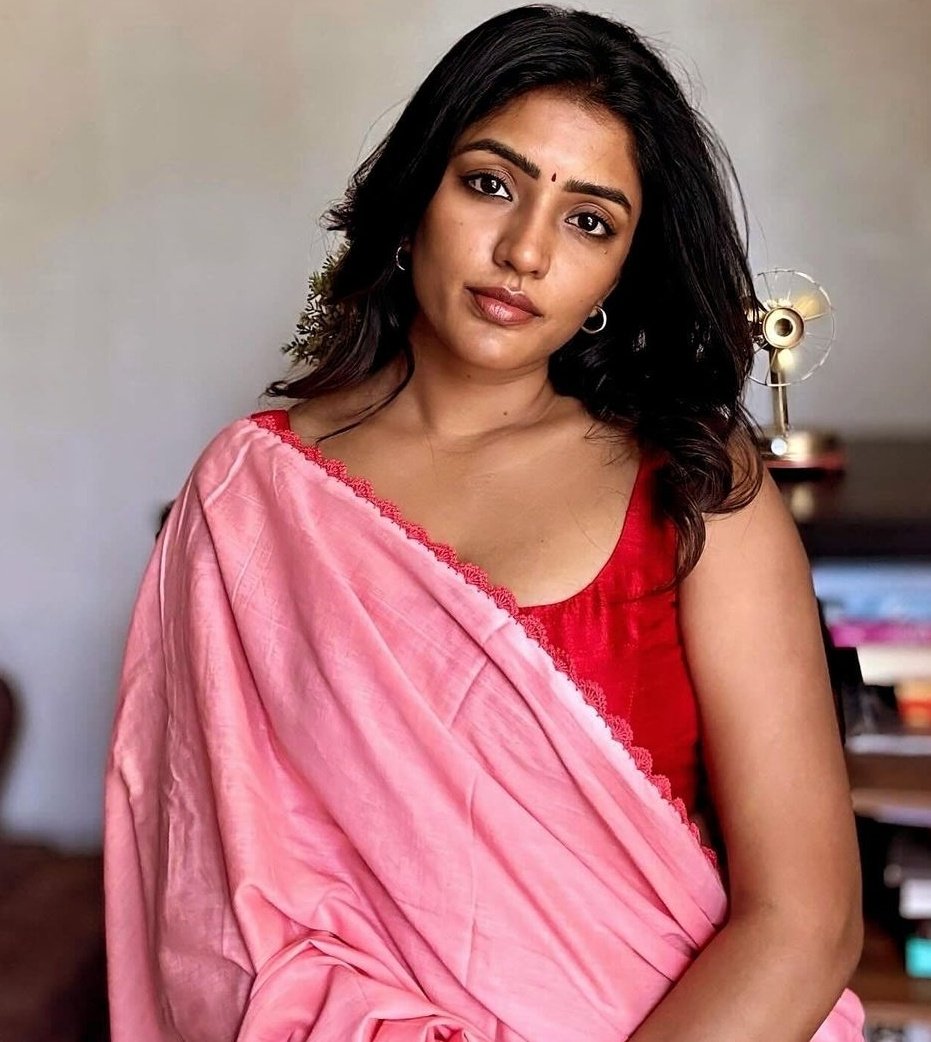 #EeshaRebba 💞❤️