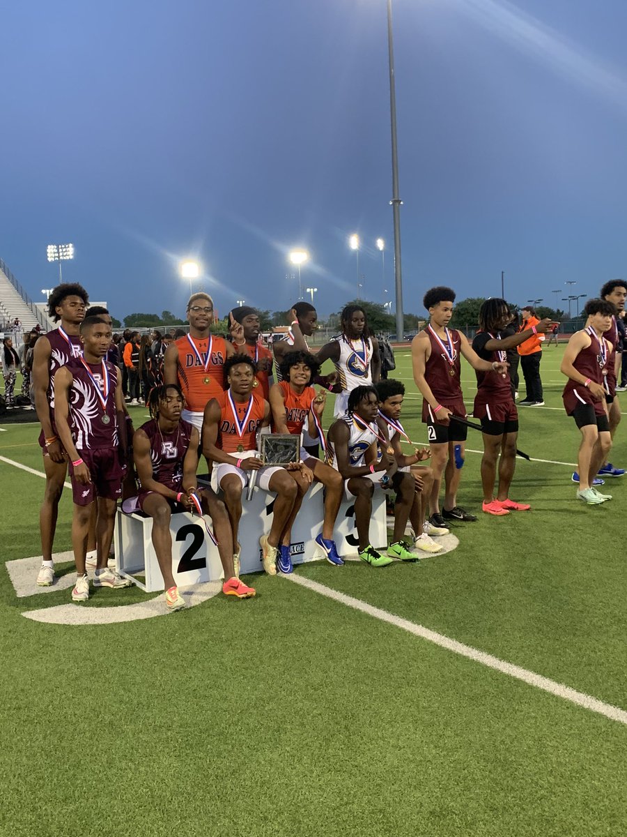 Coach Crosby (@mcrosbymelvin) on Twitter photo Extremely proud of the DAWGS in this picture. Especially <a href="/d1christopher_/">Christopher Smallwood</a> and <a href="/keithondavis18/">Keithon Davis</a> for responding! Mr. Banales answered the call and <a href="/DkTyler_25/">Dakalon Tyler</a> did Dk things! Blessed 4x4 Area Champions! Extremely proud of the DAWGS in this picture. Especially <a href="/d1christopher_/">Christopher Smallwood</a> and <a href="/keithondavis18/">Keithon Davis</a> for responding! Mr. Banales answered the call and <a href="/DkTyler_25/">Dakalon Tyler</a> did Dk things! Blessed 4x4 Area Champions!
