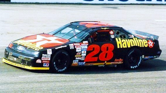 Davey Allison won the 1992 First Union 400 at North Wilkesboro 32 years ago today. 🏁

He had injured his ribs and lower back at Bristol the week before. Jimmy Hensley qualified Davey's car at North Wilkesboro. Davey used a flak jacket and a special seat for the race.   

#RYR 🏁