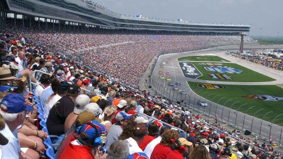 GregTheClutch's tweet photo. In Dallas this weekend. Giving @Crimsix and @IceManIsaac a taste of the @NASCAR pits on Sunday. Drivers start your engines! 🏁 https://t.co/E0SFjyK76n