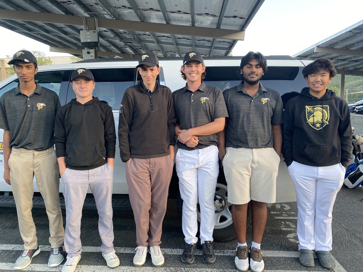 This group bested Moorpark today at Moorpark CC 418-431. 1 more league match and 3 rounds of league finals to go over the next month. Go Eagles!