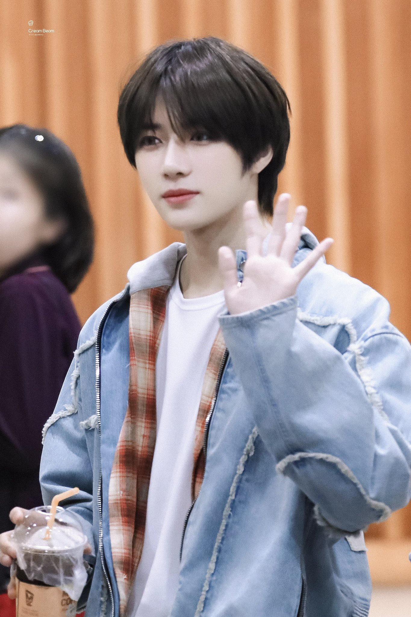 TXT Beomgyu ラキドロ 553 m2u R2 GK76XpSaEAAJDtg.jpg:large