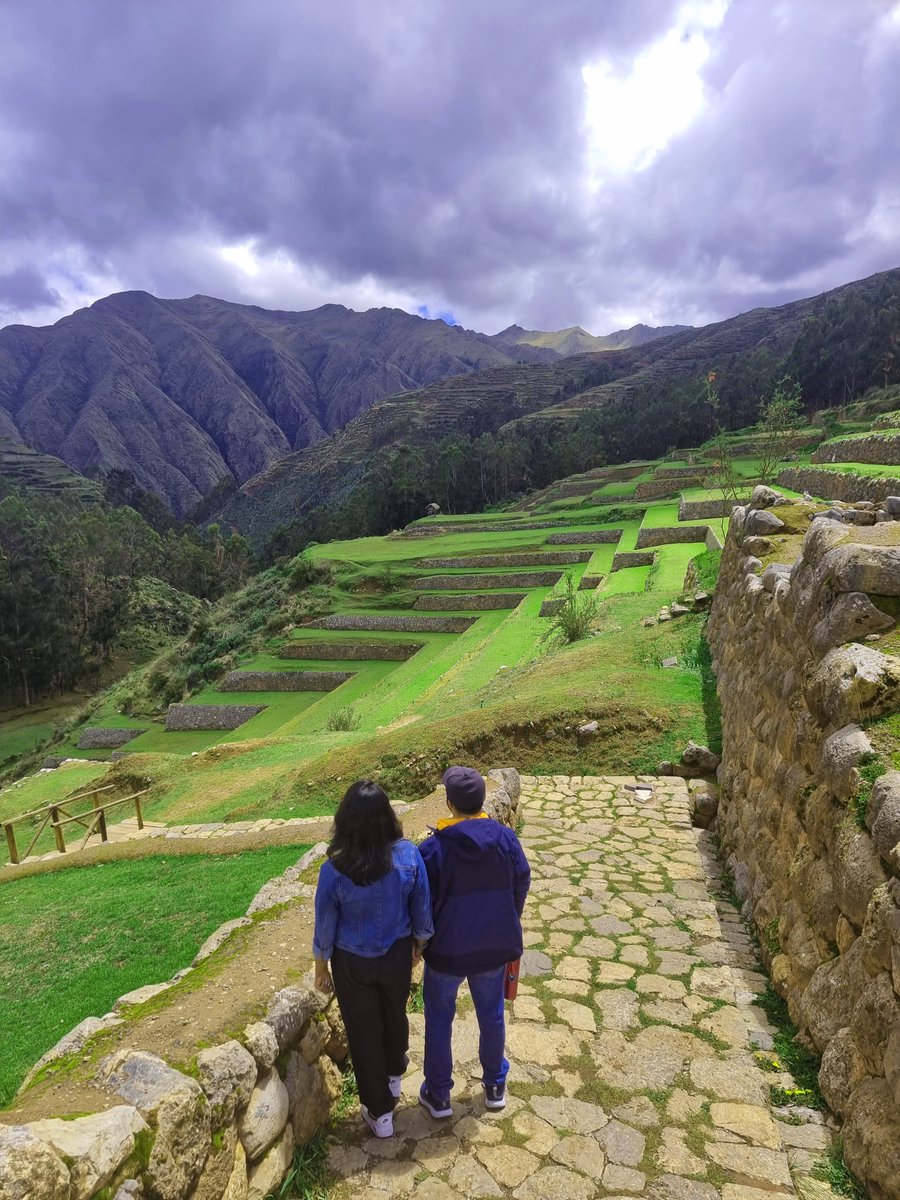 You can't miss Chinchero, the Land of Rainbows 🌈 - a must-stop on pretty much every trip to Machu Picchu.

perutravelwithpurpose.com/cusco-city-tou…

#peru #cusco #cuscocity #cuscoperu #citytour #adventure #adventuretime #adventuretravel #travel #travelling #travellife #perutravel #perutrip