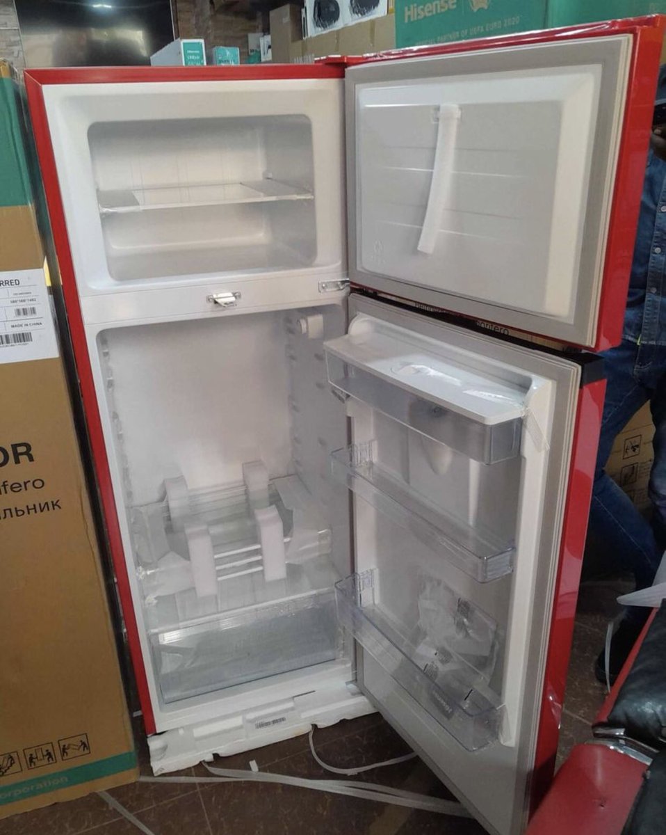 270L Hisense double door fridge; >Red.... 1.06m >Silver .... 1.1m * 3 years warranty Call/Whatsapp @ZEROPRICEKLA on 0785692122 and place in your orders We deliver! #zeropricekla