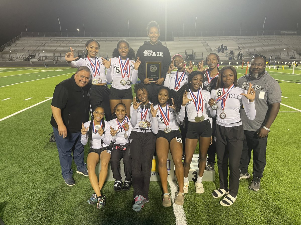 Congratulations Randle Lion Track and Field Teams🙌🏽🦁🎉 Boys: 2024 Area Team Champions 🥇 Girls: 2024 Area Team Runner Up 🥈 @RandleHS @trhsathletics1 @montelongo_john @BrianRandle40 @CoachDMcNeal @ Coach Wright @preston_rambo #RegionalBound