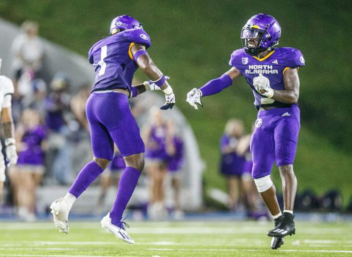 Blessed to receive my first D1 offer from University of North Alabama💜🤍 #GoLions @koachjj @_Davis_Boy12 @BrentDearmon @edsco40