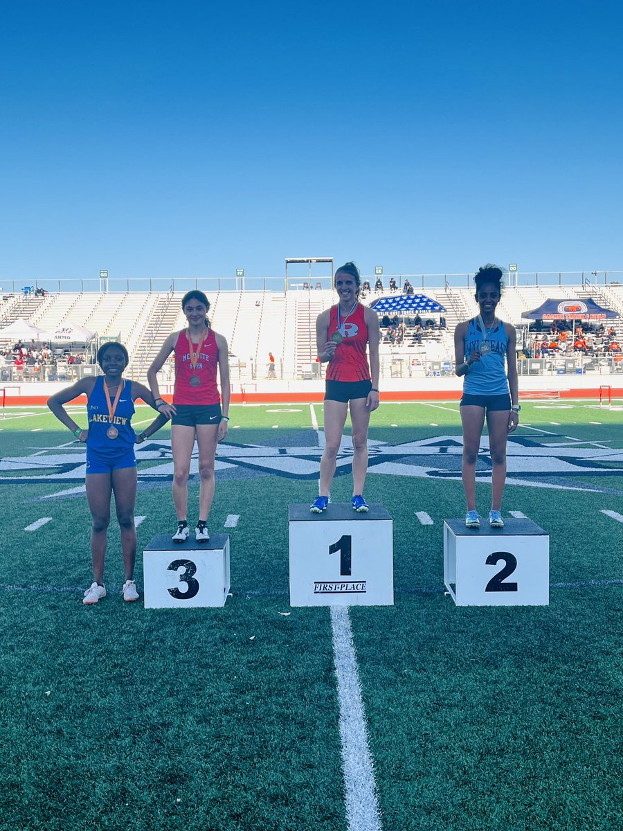 Jr Maya Maldonado Headed to Regionals!!
400m Dash🤩🤩🤩

#JFL #surviveandadvance ❤️🖤