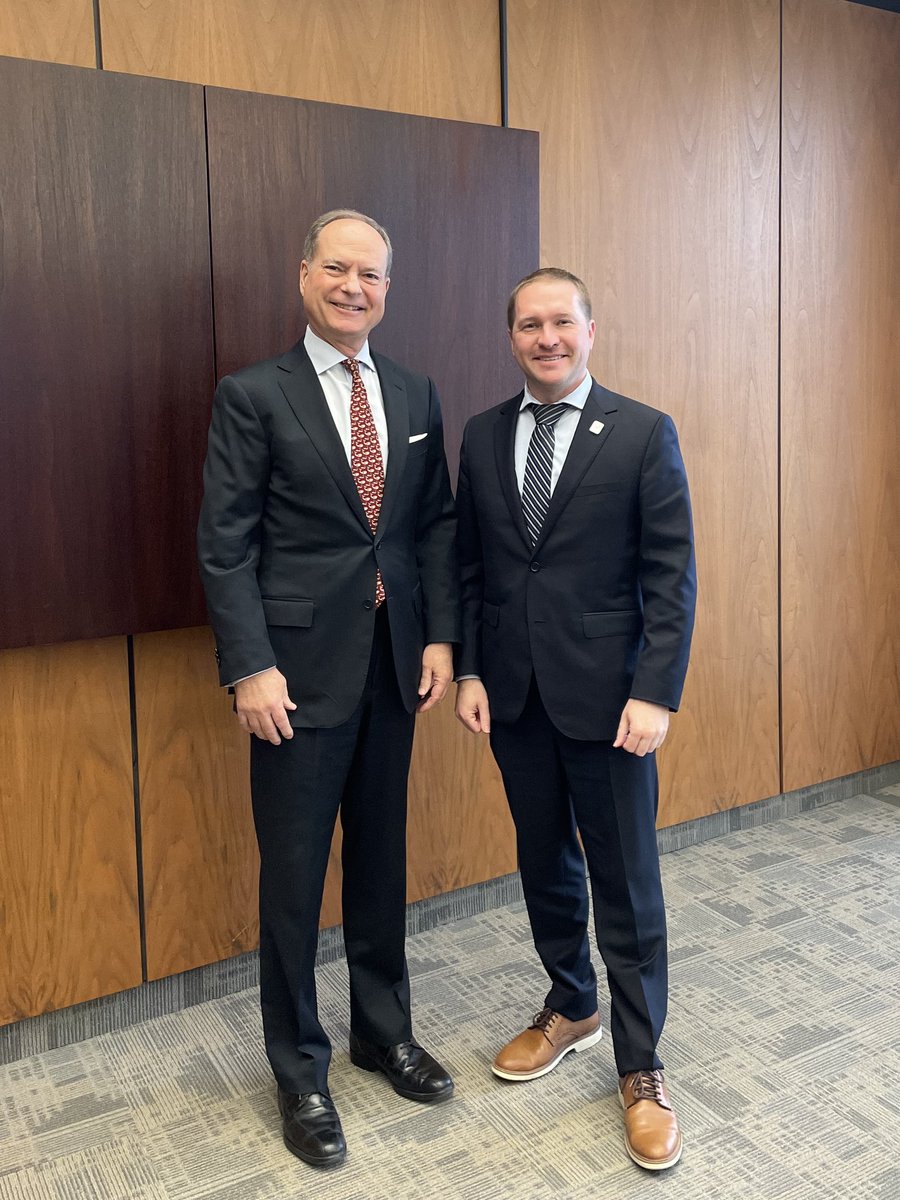 Connected with London Mayor @JoshMorganLDN today to discuss our shared priorities. Our government will continue to work with our municipal partners to build the infrastructure needed to support our growing communities.