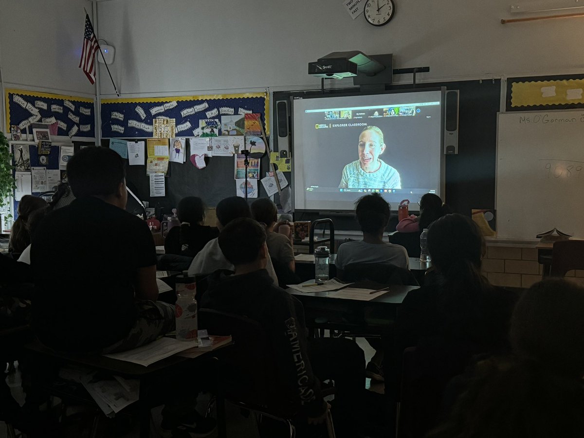 TARA_OGORMAN's tweet image. A big THANK YOU to @natgeo Explorer &amp;amp; Pulitzer Prize winning journalist @PaulSalopek for an inspiring #ExplorerClassroom Storytelling Series Live Zoom call! Curiosity &amp;amp; Empathy can take you far! @ExploreInside 💛💛💛 #education #featured #storytelling
