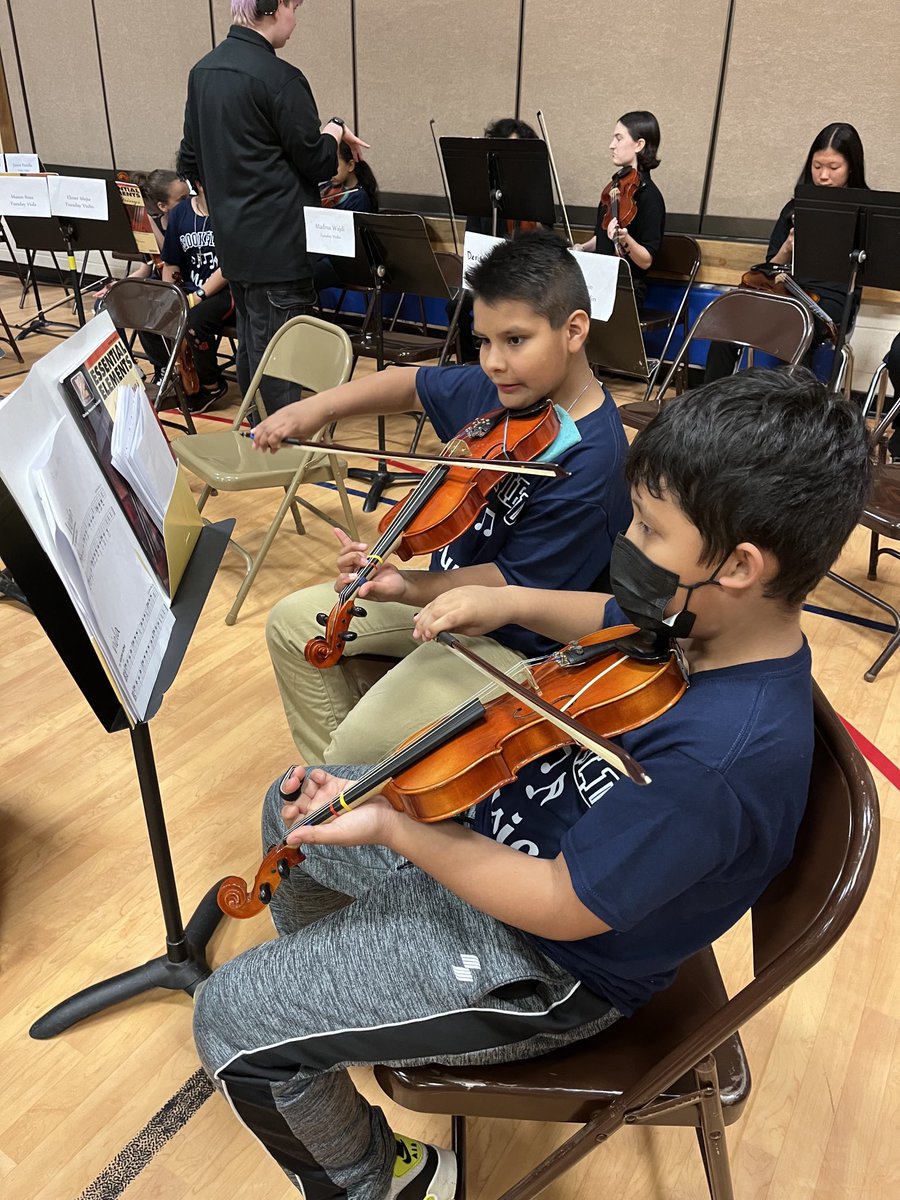 Ellen Mukai (@ehmukai) on Twitter photo Fourth graders <a href="/BrookfieldES/">Brookfield School</a> perform for their friends and family. Kudos on a wonderful concert! Fourth graders <a href="/BrookfieldES/">Brookfield School</a> perform for their friends and family. Kudos on a wonderful concert!