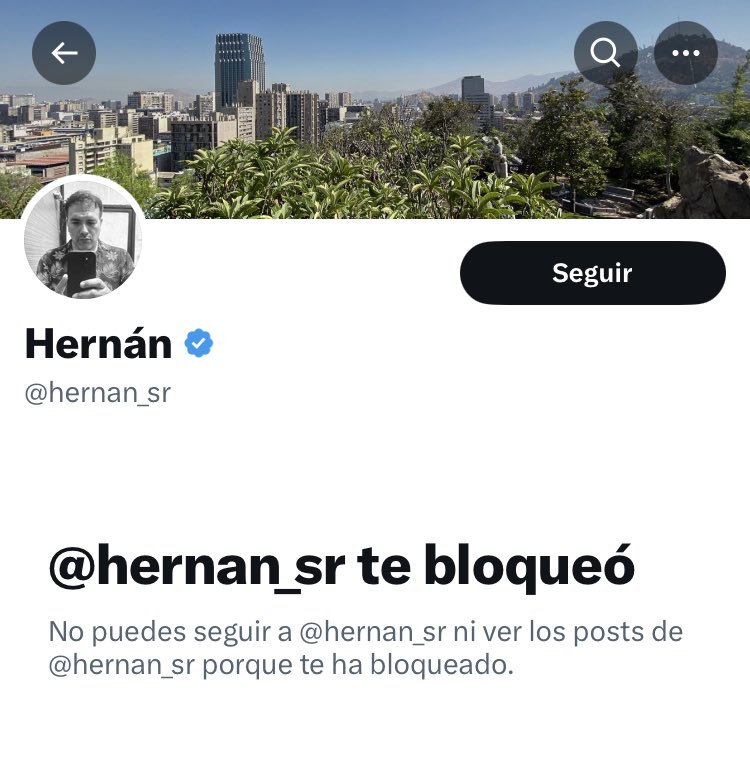 Que bueno. Este sujeto me tiene bloqueado. Me gusta ser incómodo y que todos seamos incómodos para gente que relativiza la muerte de un Carabinero. Matones detrás de un teclado.