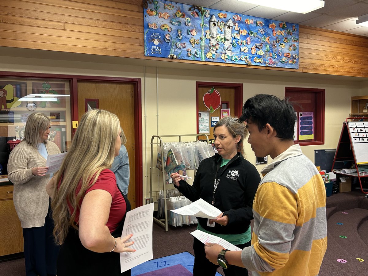 ChrisWendt259's tweet photo. Our ⁦@WichitaUSD259⁩ elementary assistant principals are amazing leaders! Today we engaged in instructional leadership, the neurosequental model, belonging &amp; restorative practices and school improvement. I am so grateful to work with such talented professionals. #wpsproud https://t.co/etHbvUZLTW