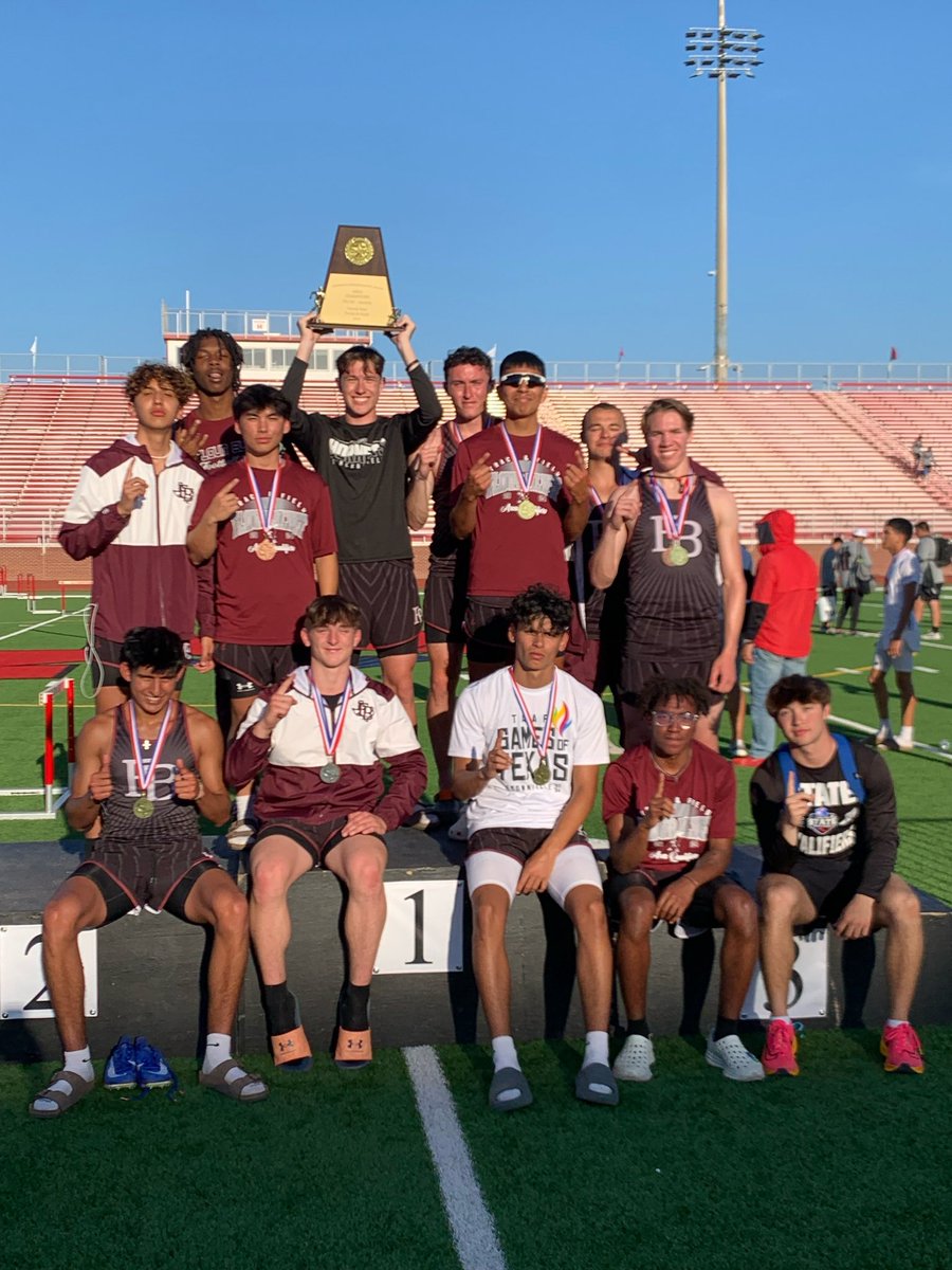 Flour Bluff Boys Track = Area Champions with 154 points❕🏆