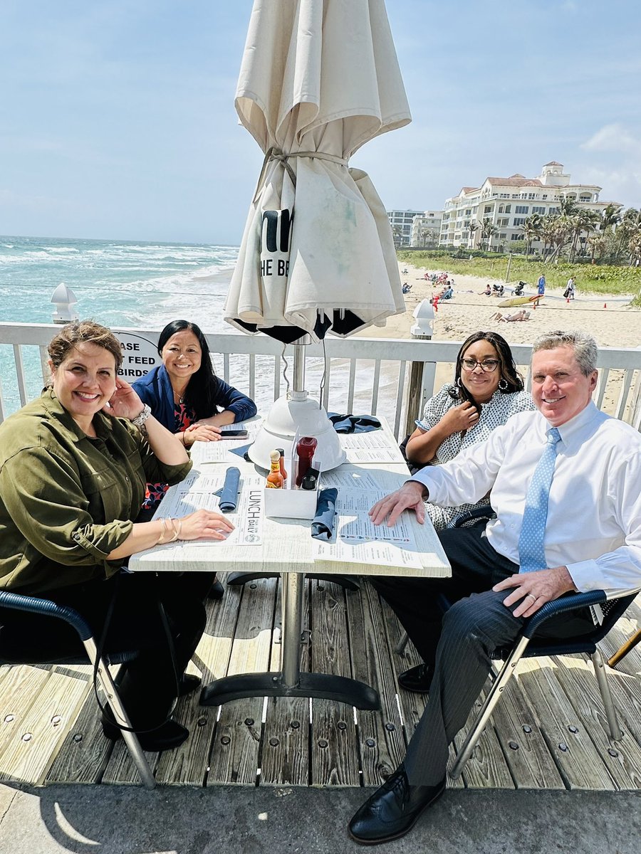 It was such an honor to have lunch with Superintendent Burke and these two amazing principals! @EliMoPrincipal @pbcsd @HighlandElemPBC