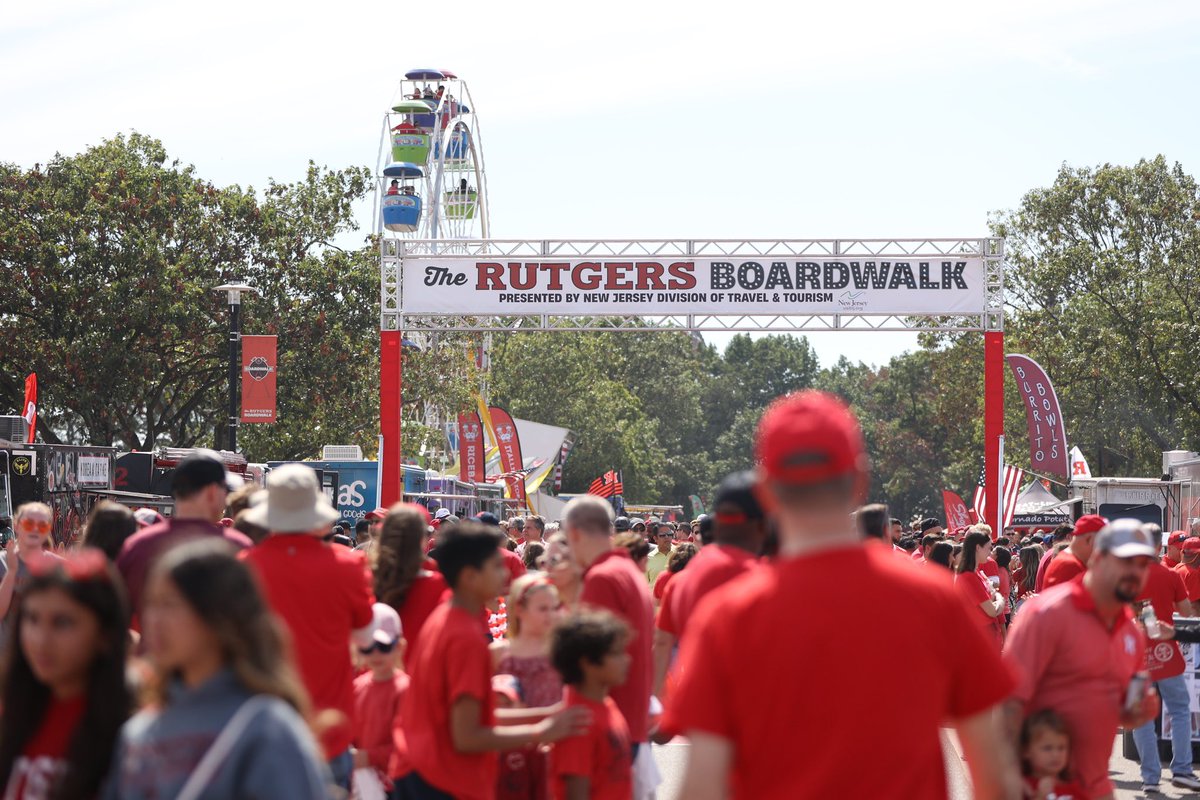 Looking for our next Coordinator of Marketing, Fan Experience, and Game Presentation at Rutgers: ⚔️🛡️ ✅ Working in the Big Ten ✅ NJ/NYC/Philly Market 🗽🔔 ✅ Create memories for our Scarlet Knight fans and student-athletes 🔴⚪️ Apply here ⬇️ jobs.rutgers.edu/postings/224950