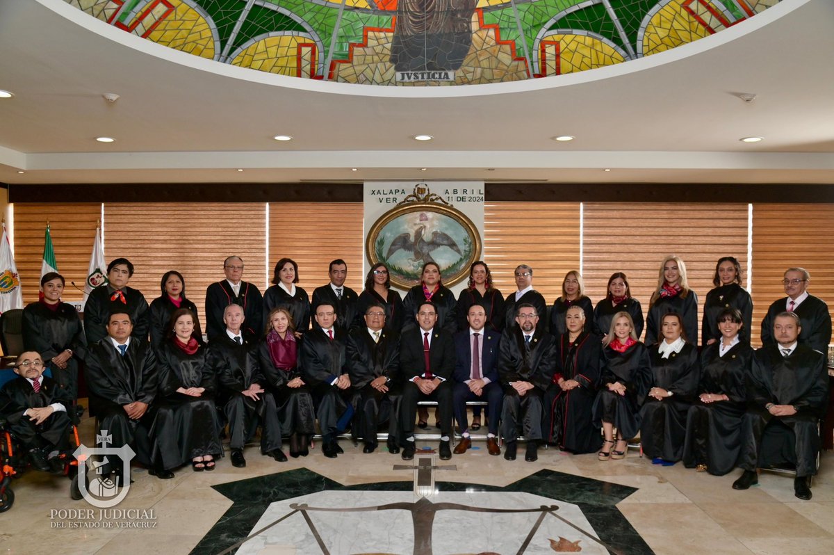 TSJVer's tweet photo. #Comunicado || Poder Judicial del Estado de Veracruz reafirma lazos institucionales con el @tsjoaxaca 

https://t.co/qONQuFJvt4 https://t.co/9L5EBSZOgs