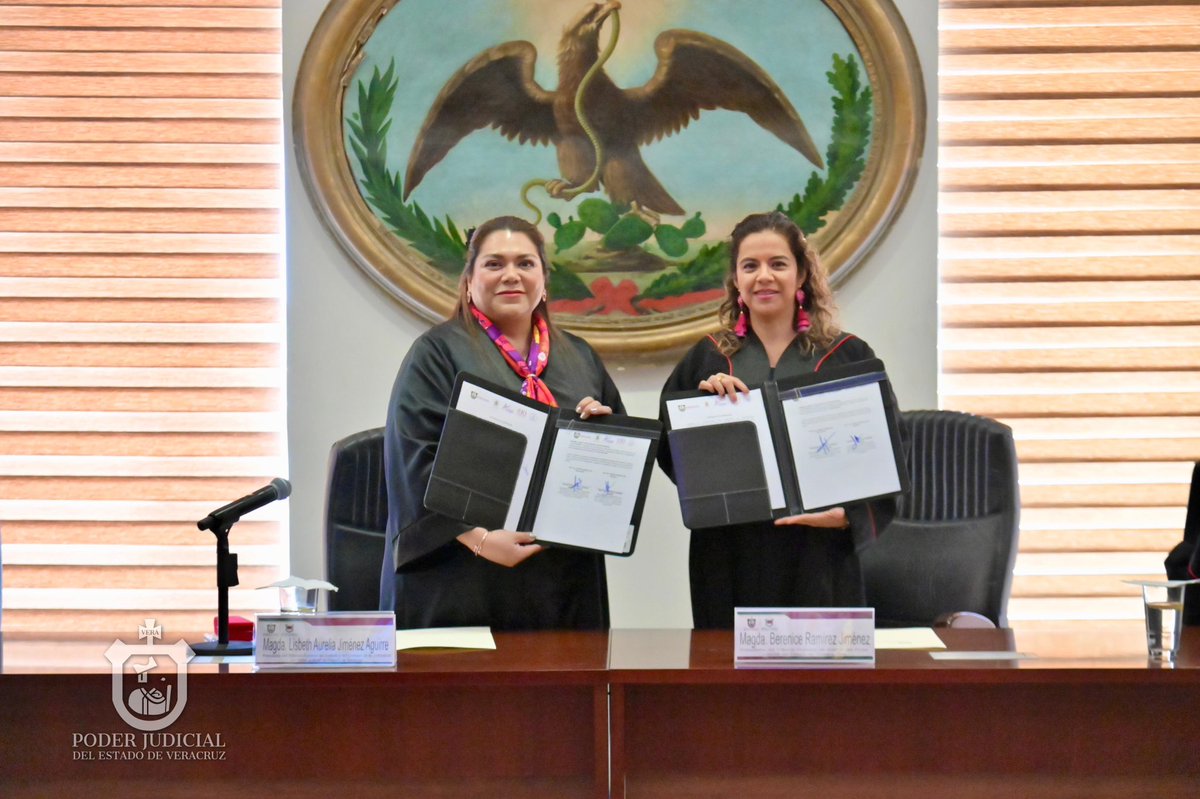 TSJVer's tweet photo. #Comunicado || Poder Judicial del Estado de Veracruz reafirma lazos institucionales con el @tsjoaxaca 

https://t.co/qONQuFJvt4 https://t.co/9L5EBSZOgs