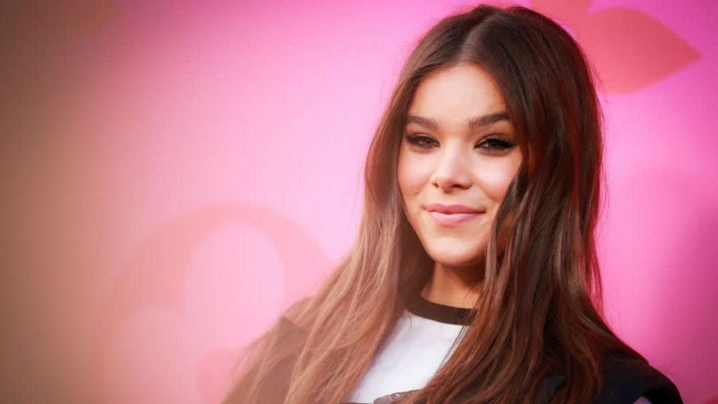 Hailee Steinfeld entra para o elenco do filme de Michael B. Jordan e Ryan Coogler #delroylindo #filmesobrenatural #gaviãoarqueiro #haileesteinfeld #loki #marvel #michaelbjordan #ryancoogler #vampiros #wunmimosaku buff.ly/3UaS6Gi