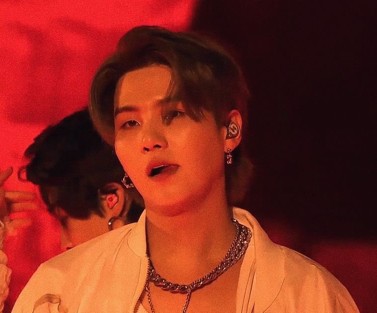 hourIysuga's tweet photo. https://t.co/p5o2BhjjtS